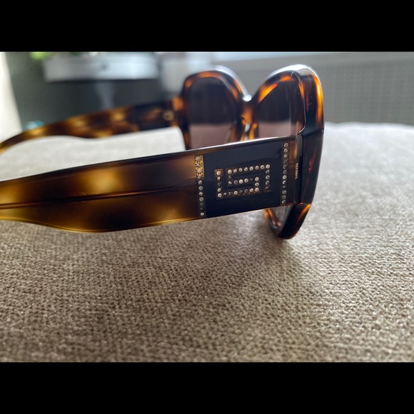 versace sunglasses nordstrom rack